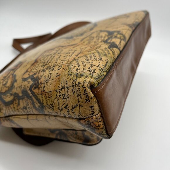 Patricia Nash European Mapprint Kirby Crossbody Bag - Picture 7 of 12